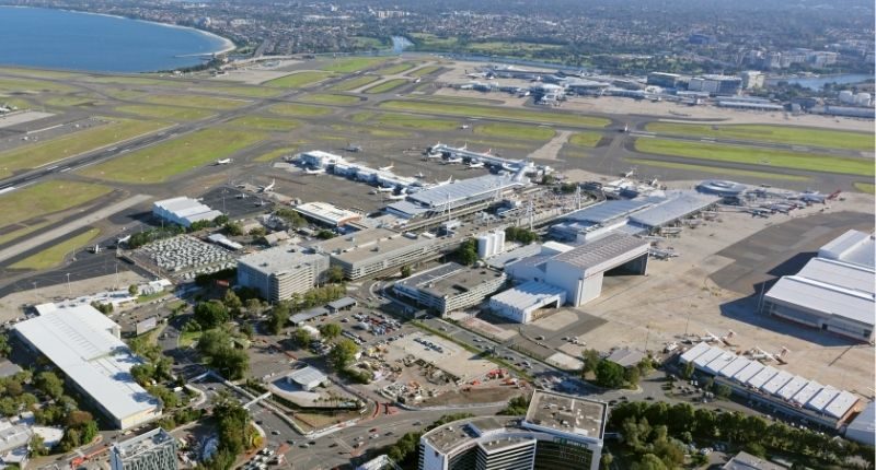 sydney airport hotel building terminal runway