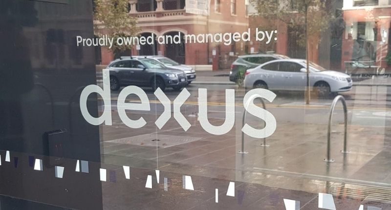 dexus-frosted-glass-logo-feature