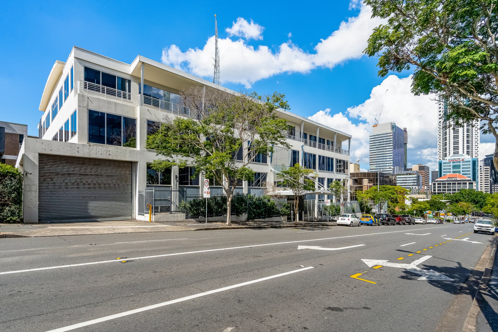 207-wharf-street-brisbane-another-angle