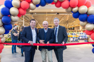 Glebe Hill ribbon cutting