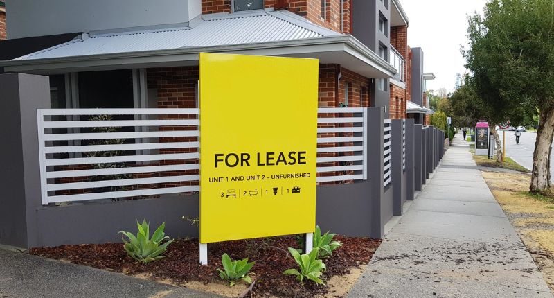 yellow for lease sign at hyde park perth