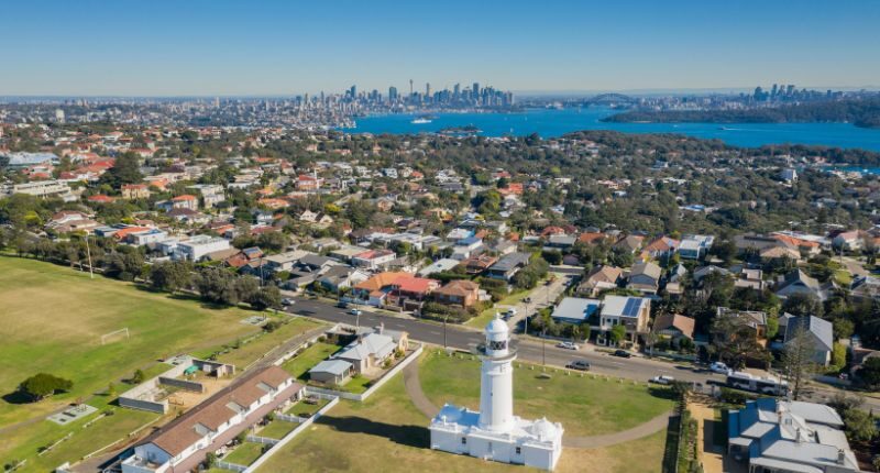 holy cow! sydney rentals surge to insanely high prices
